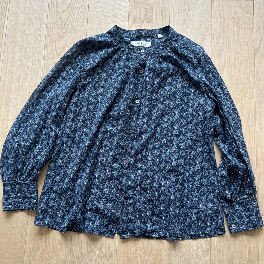 Joie Blue Long Sleeves Button Blouse Medium Navy Office Mature Career Business